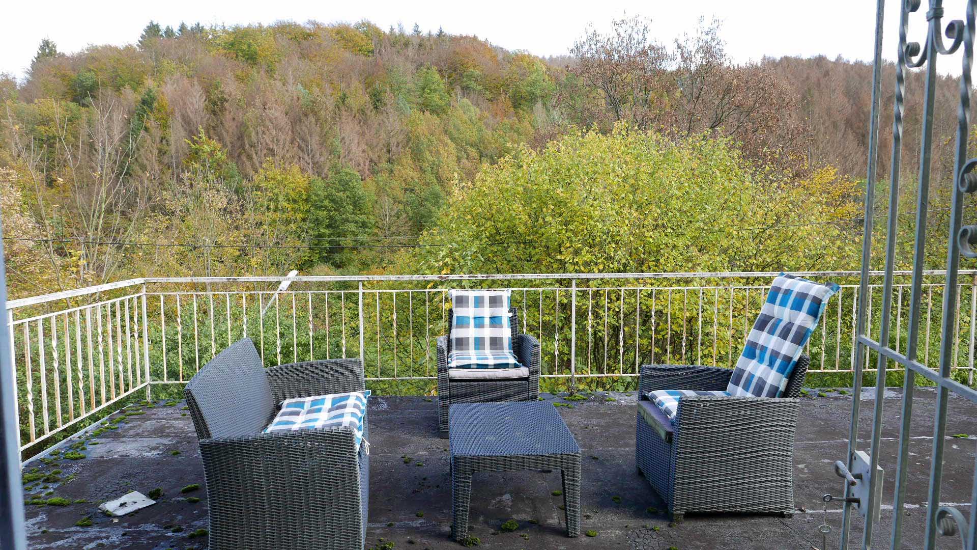 Morsbach-Ellingen: Seltenes Angebot für Naturliebhaber, ...dieser herrlichen, 4,5 x 6,5 m großen Terrasse