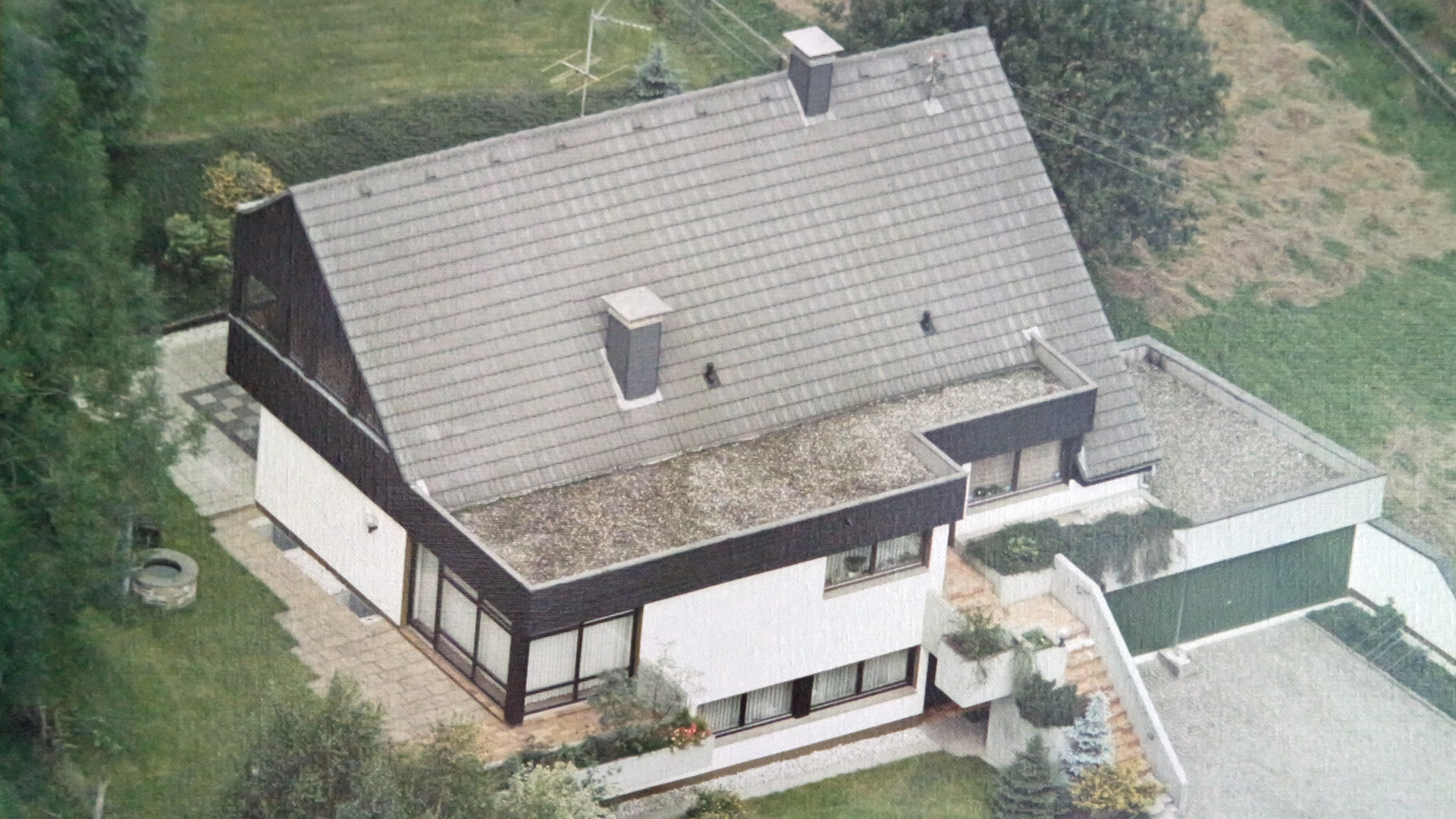 Gummersbach: Architektenhaus in familienfreundlicher Wohnlage, Luftaufnahme aus den frühen 80er Jahren (Baujahr 1978)