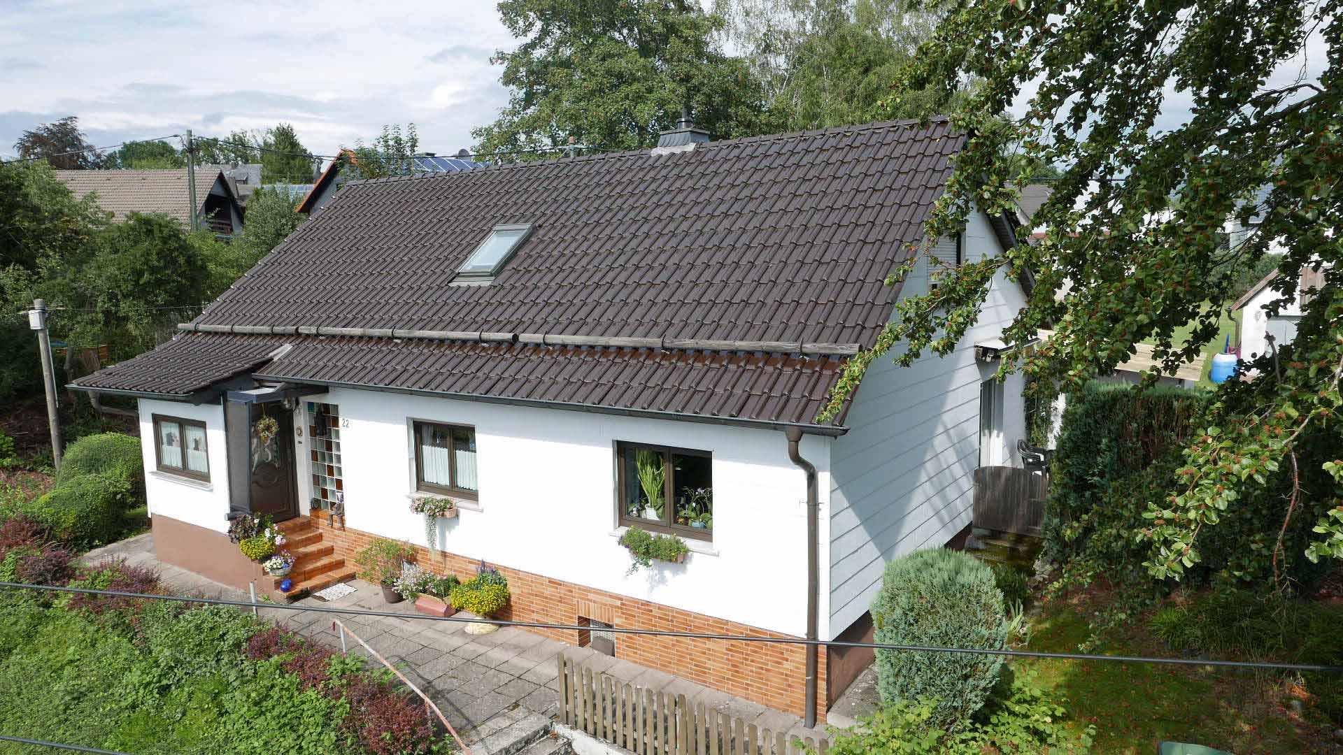 Morsbach-Steimelhagen: Modernisiertes Einfamilienhaus, 95 m² im EG   45 m² wohnlich ausgebautes Dachgeschoss
