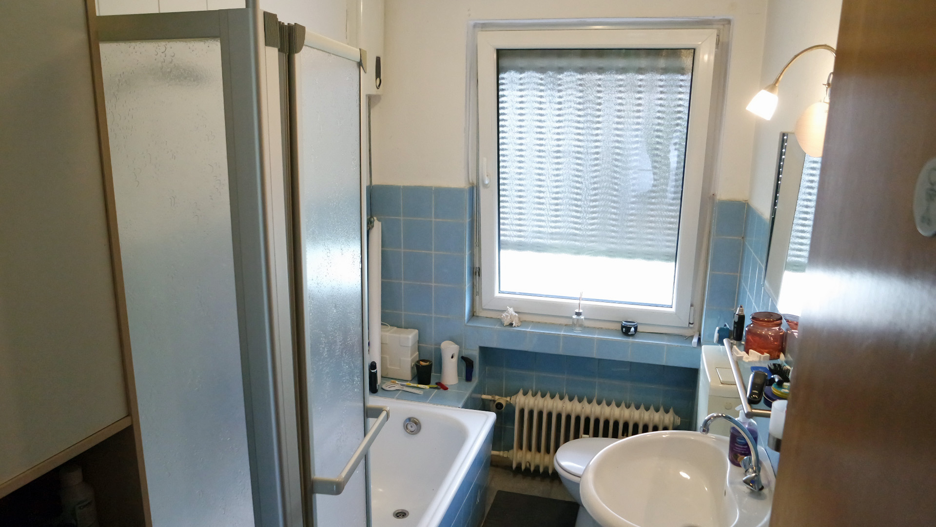 Betzdorf: Zweifamilienhaus in guter, zentraler Wohnlage, ...Bad. Fenster wurden alle erneuert