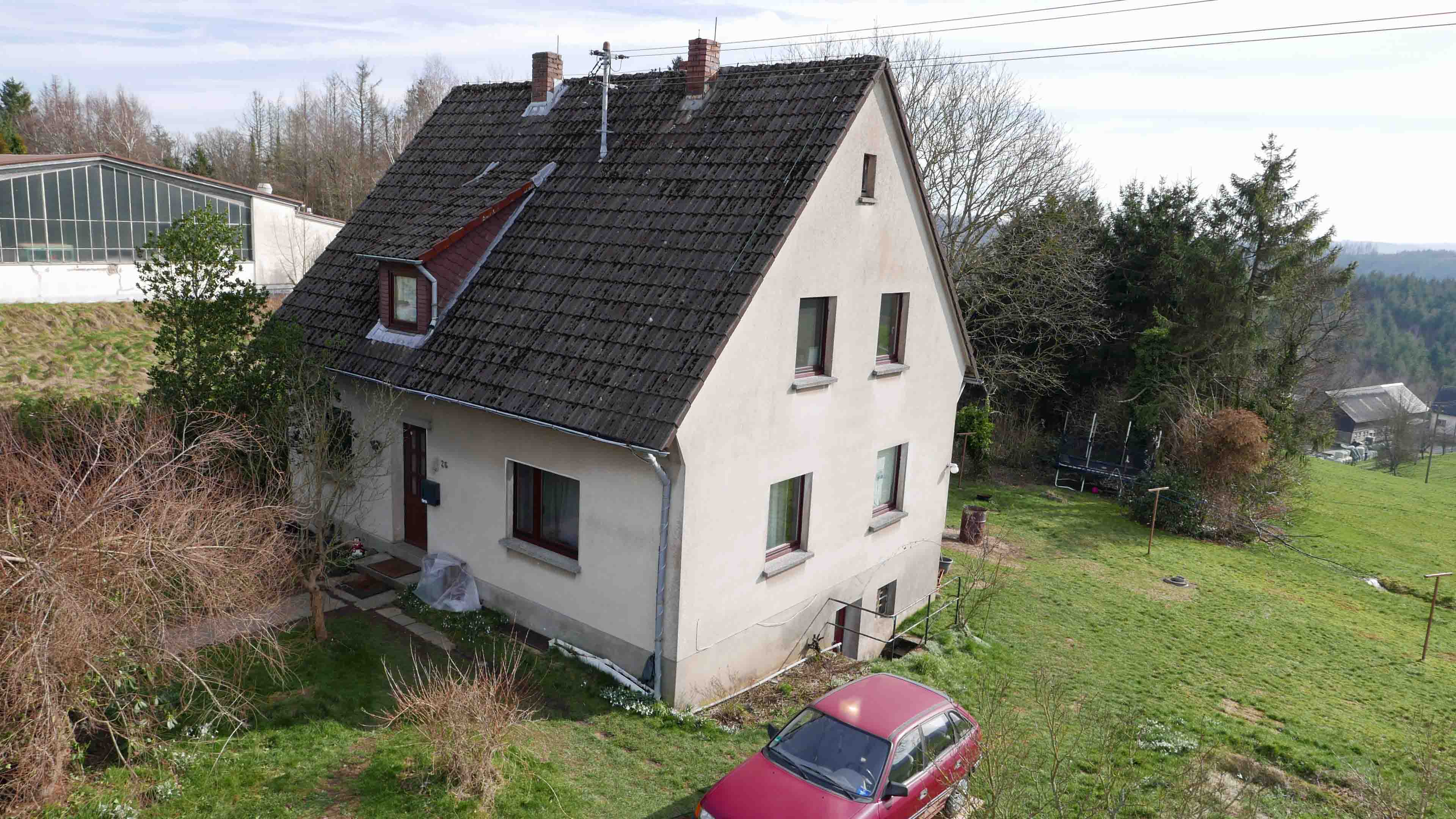 Birken-Honigsessen: Preiswertes Einfamilienhaus, ...auf ca. 910 m² Hausgrundstück  für 145.000,00 €, oder…