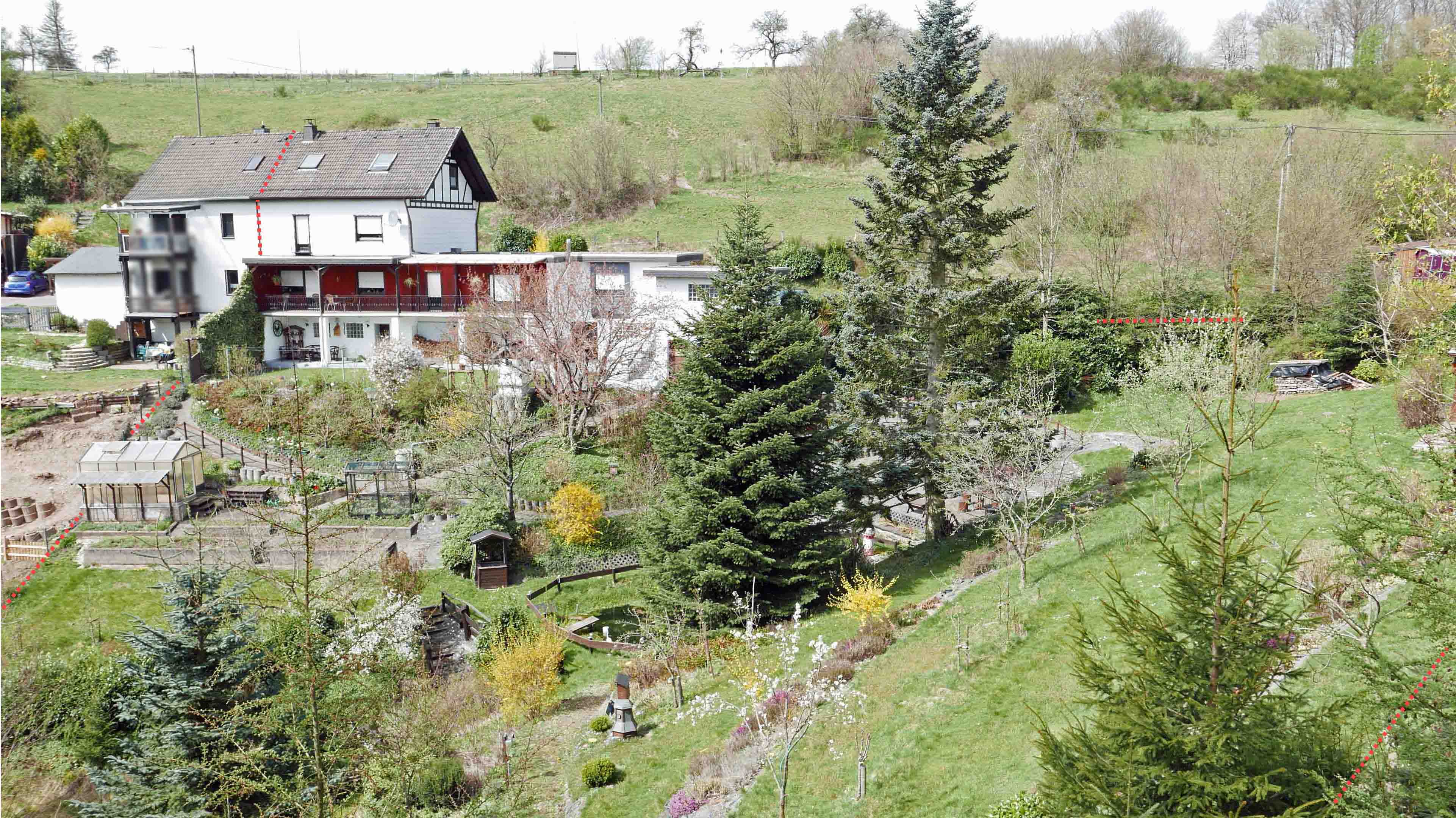 Morsbach-Überholz: Liebhaberobjekt mit 2.913 m² parkähnlichem Garten, Gartenidyll am Ortsrand von Morsbach-Überholz