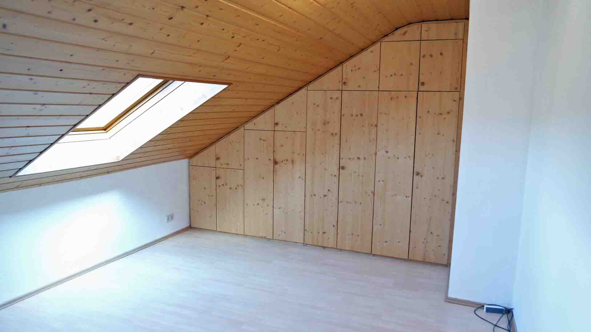 Reichshof-Wildberg: Ein Landhaus für die Familie im "Kinderdorf" Wildberg  , eines der 3 Schlafzimmer im Dachgeschoss