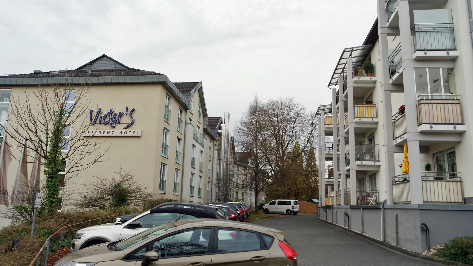 Gummersbach: Appartement in einer Seniorenresidenz, angrenzendes Hotel für Angehörige/Besucher