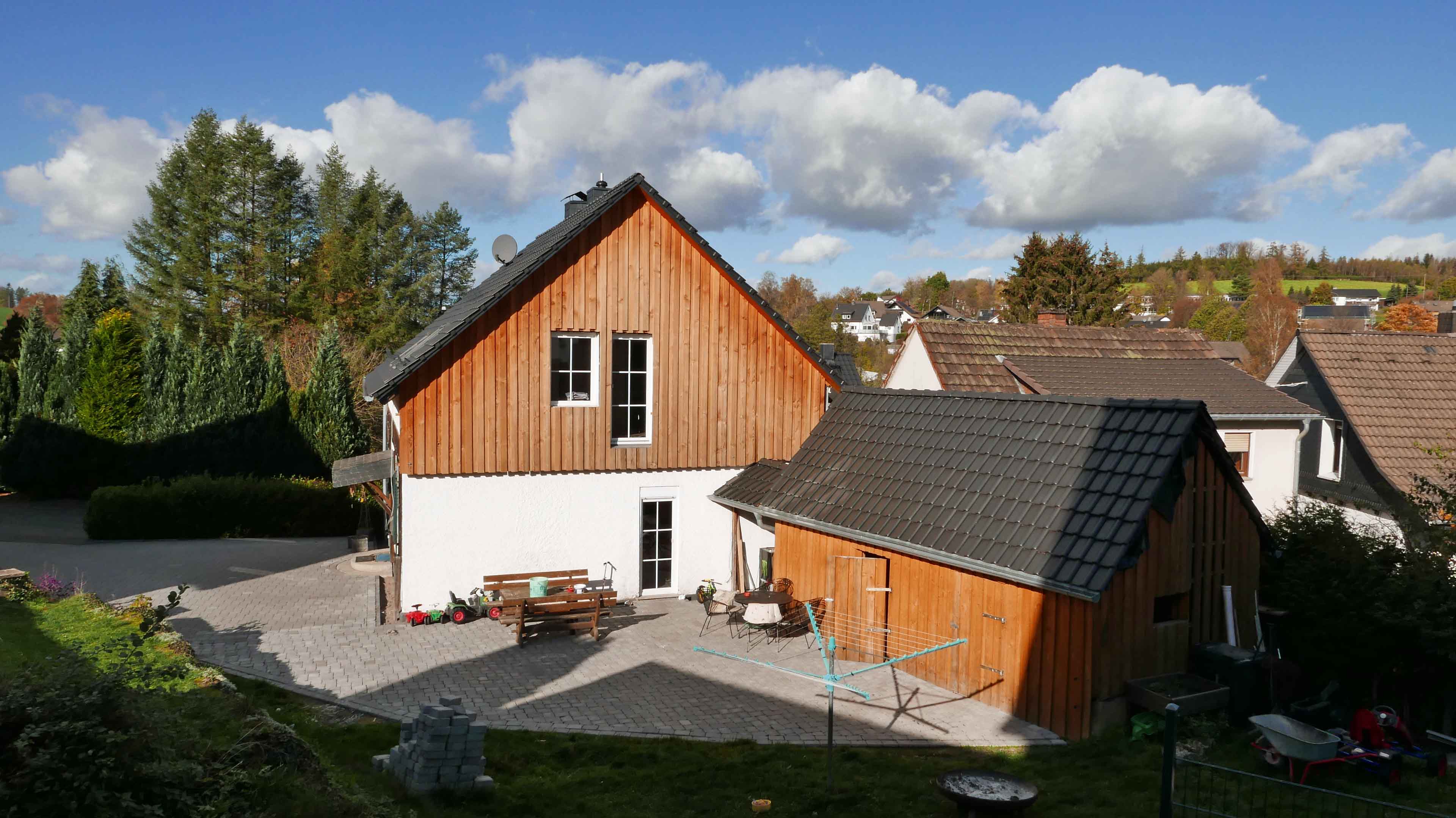 Reichshof-Wildbergerhütte: Charmantes, modernisiertes EFH, familienfreundliche, ruhige Wohnlage in Bergehof