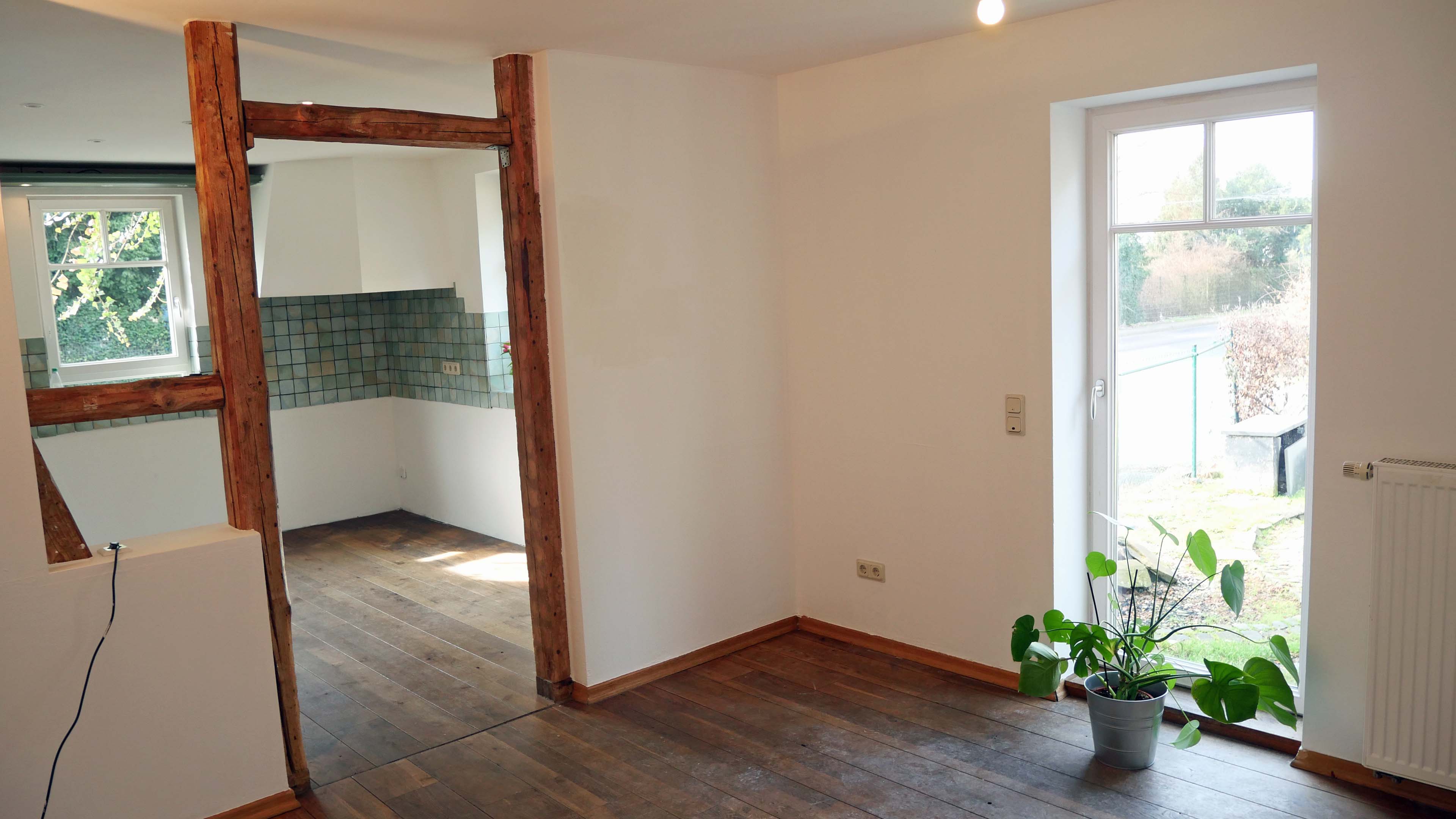 Morsbach: Preiswert und sofort beziehbar, Küche/Esszimmer mit Ausgang zur Terrasse