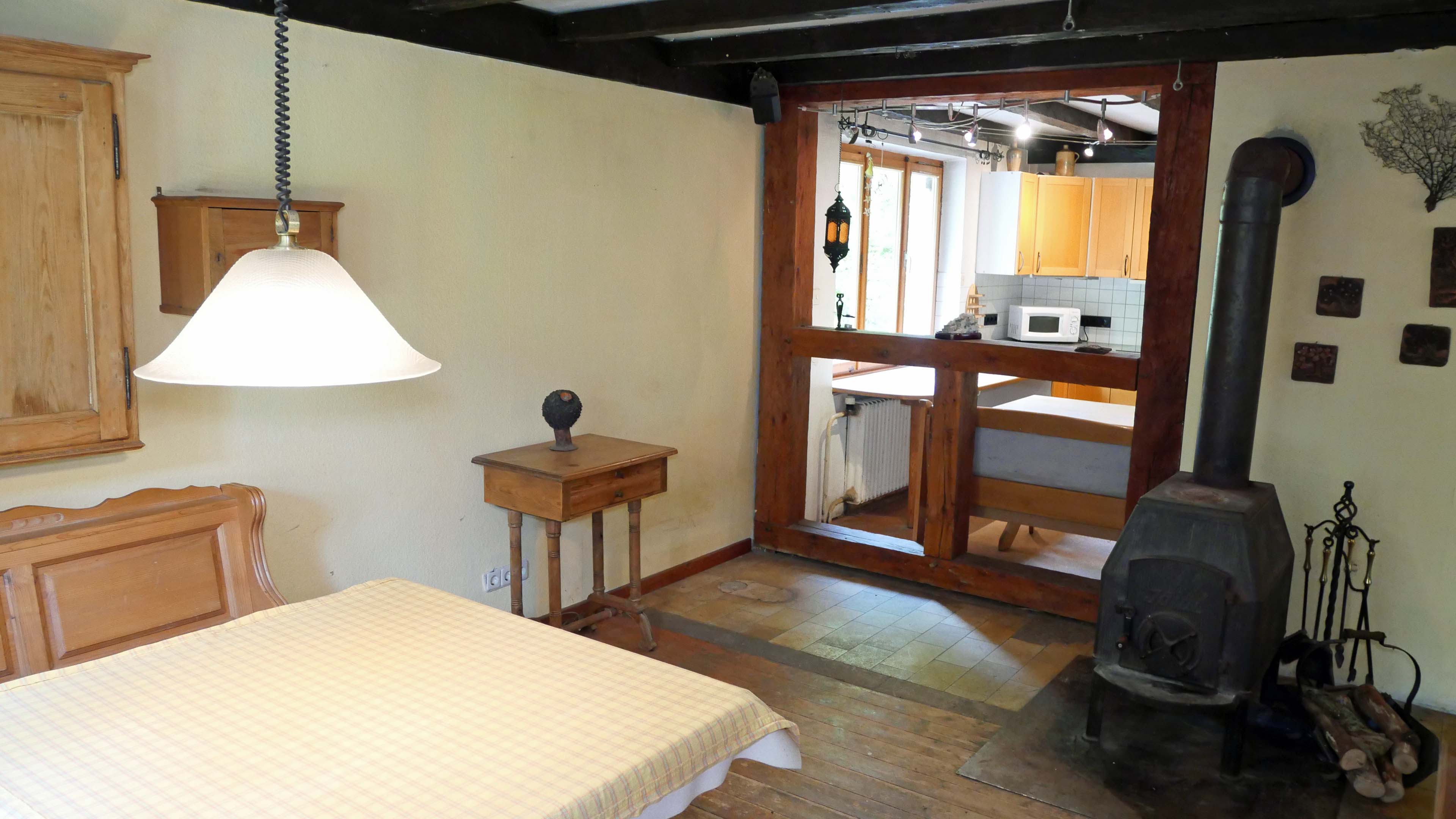 Waldbröl-Happach: Landhaus mit Stall/Scheune - perfekt fürs Landleben, Esszimmer (16 m²) mit Kamin und Blick zur...  