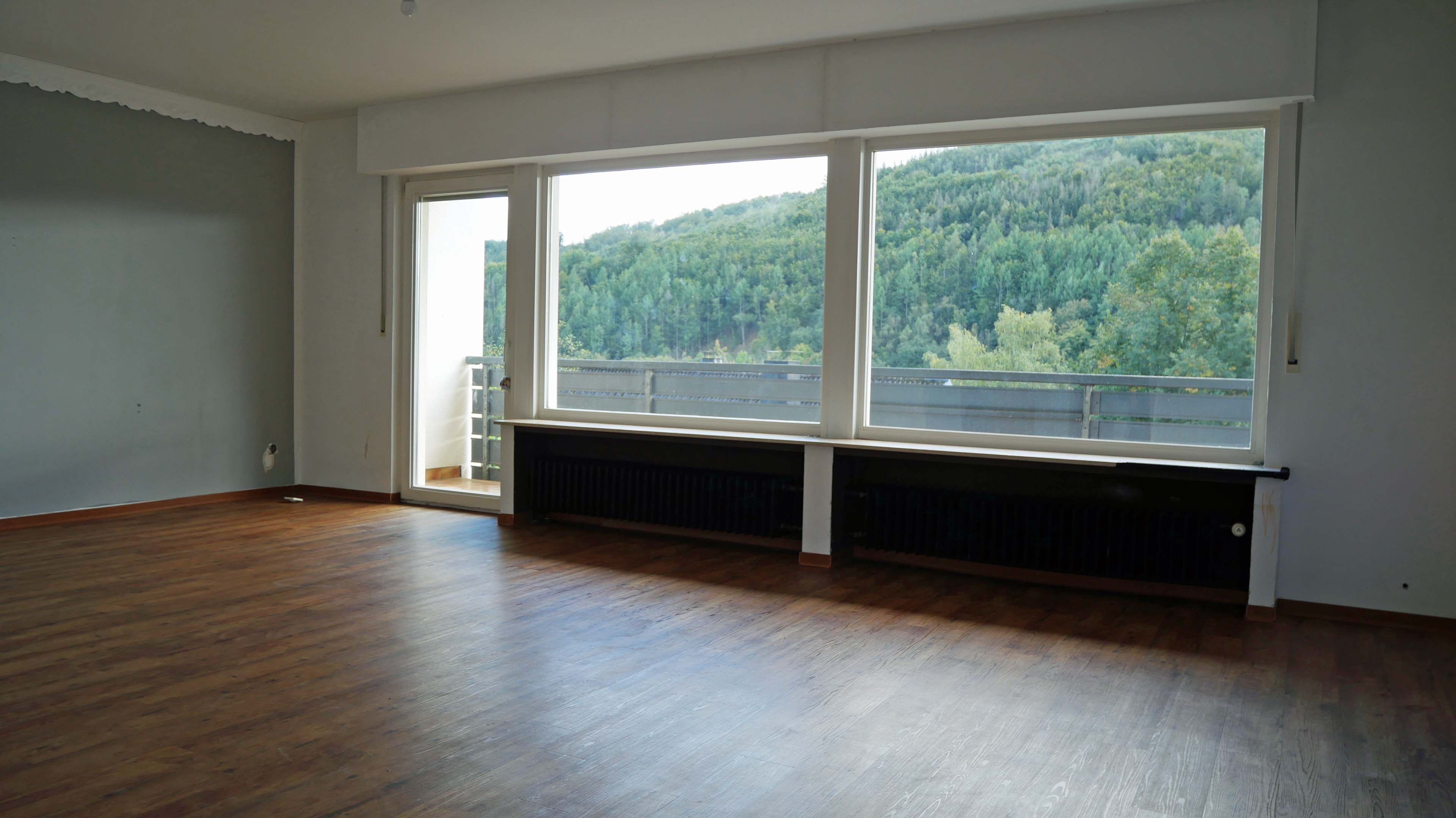 Morsbach: Doppelhaus - hier zahlt der Mieter Ihre Haushälfte ab, ...Balkone mit diesem Blick