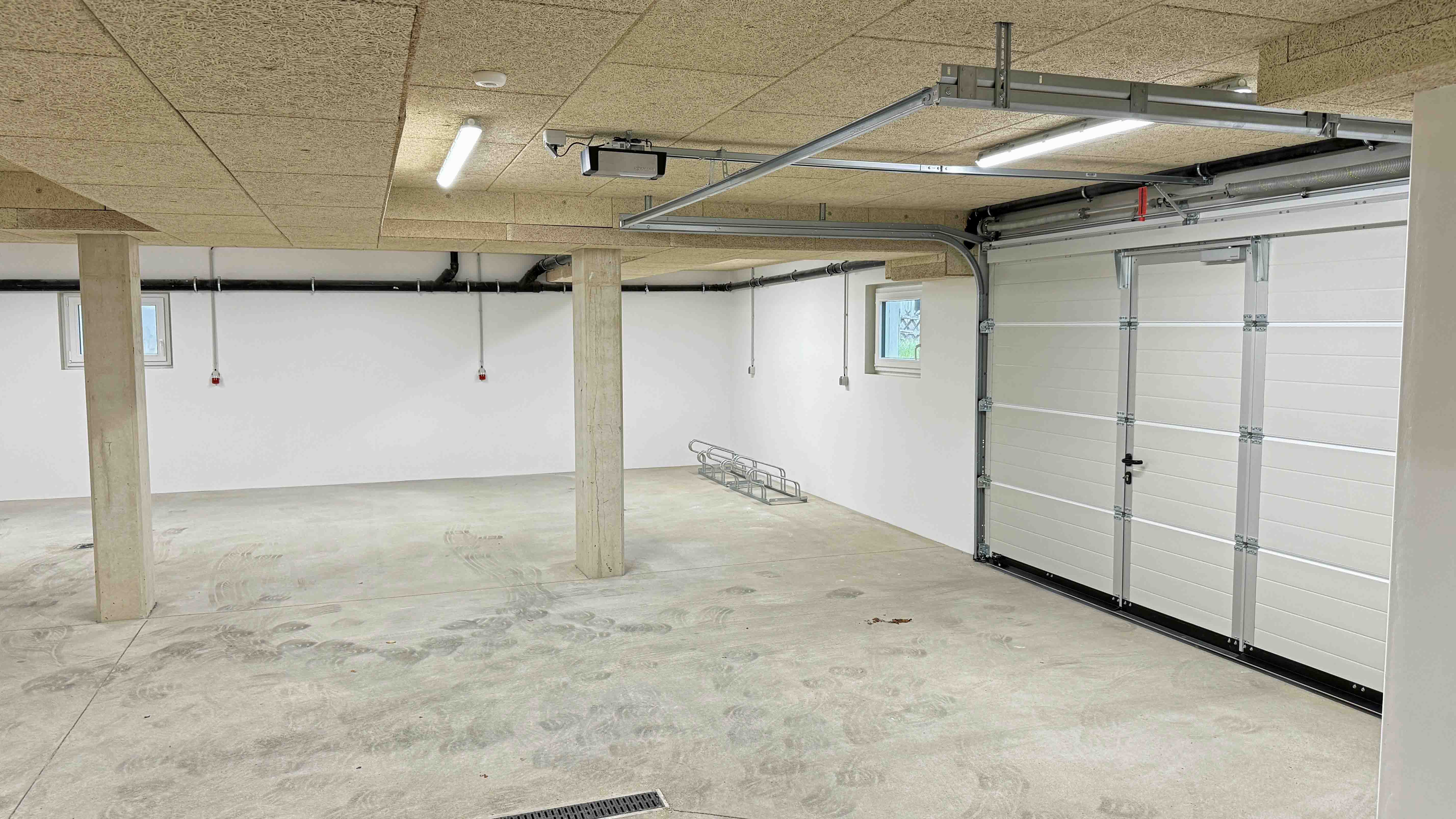 Morsbach: Exklusive Wohnung (68 m²) neu, hochwertig und seniorengerecht, Tiefgaragenstellplatz für 24.500 € möglich