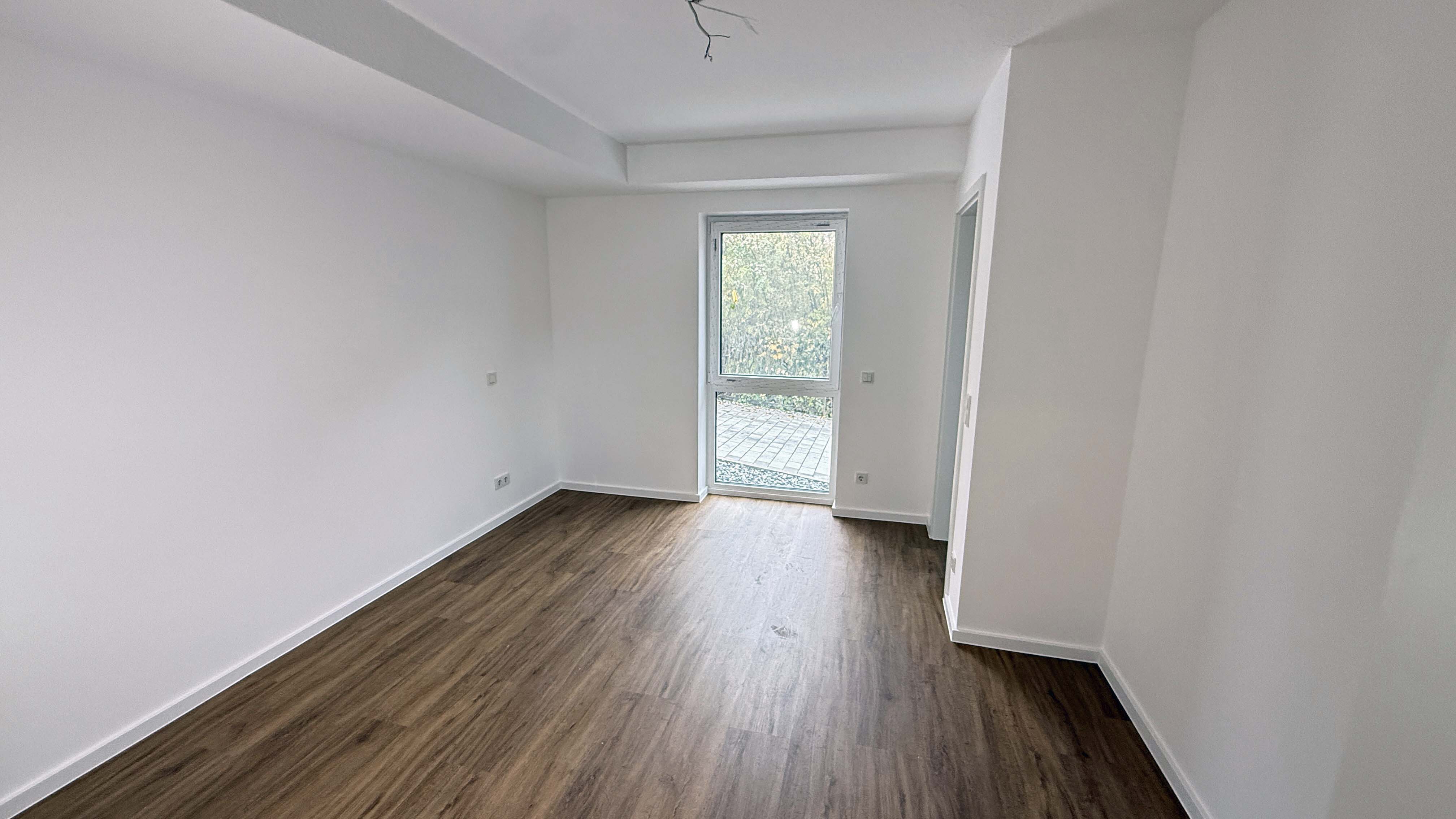 Morsbach: Exklusive Wohnung (68 m²) neu, hochwertig und seniorengerecht, Schlafzimmer 15,35 m² mit angrenzendem... 