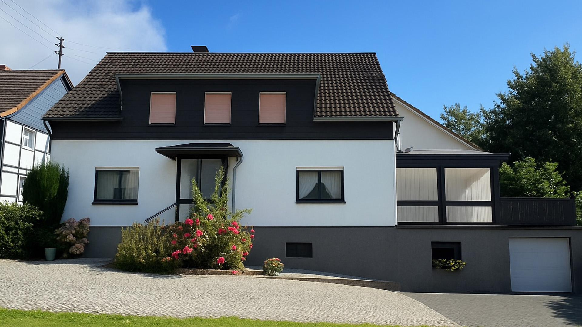 Reichshof-Hahn: Alt, aber gepflegt und lichtdurchflutet, 