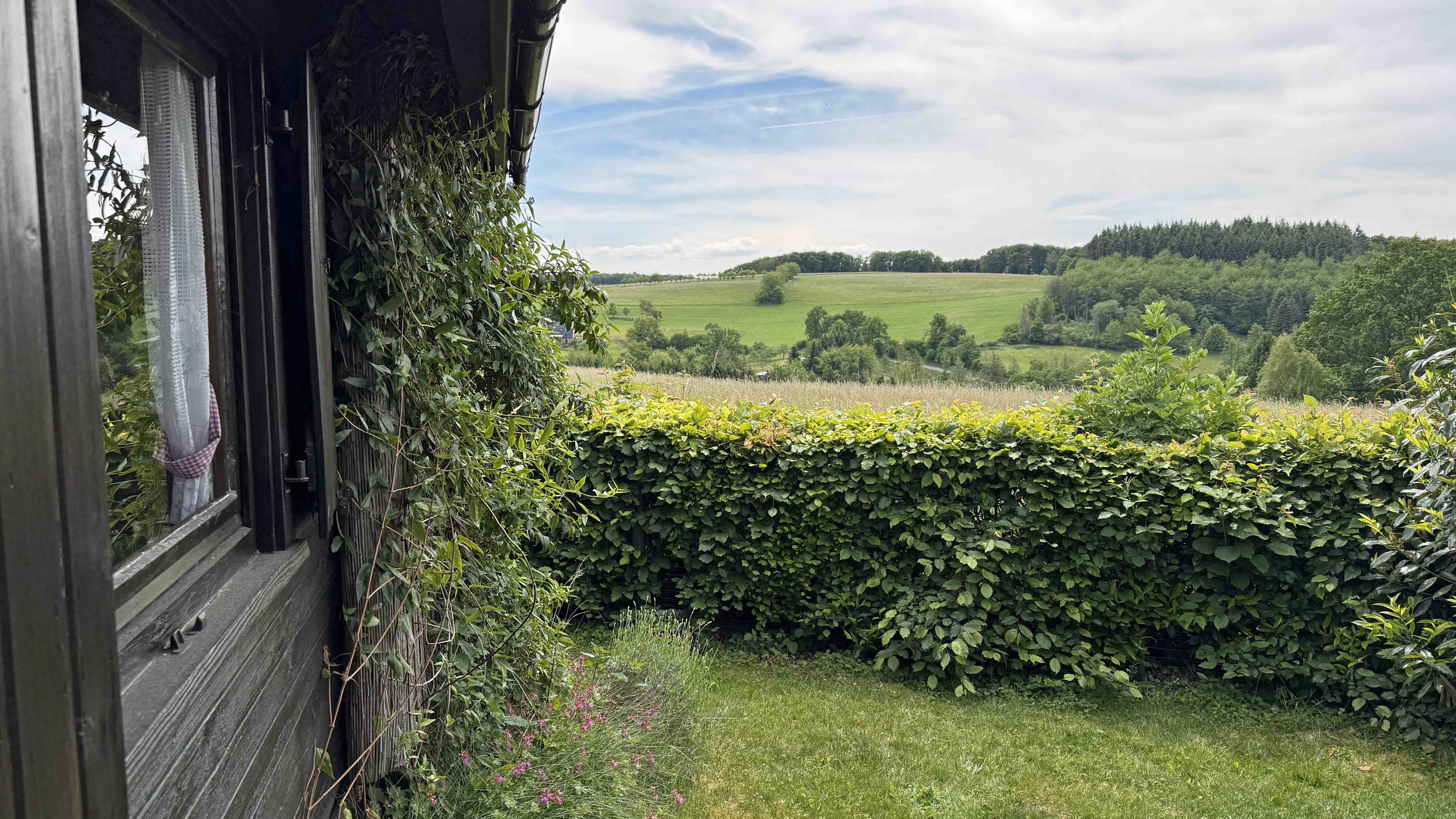Windeck-Perseifen: Das kleine Paradies in herrlicher Höhen-/Naturlage, 