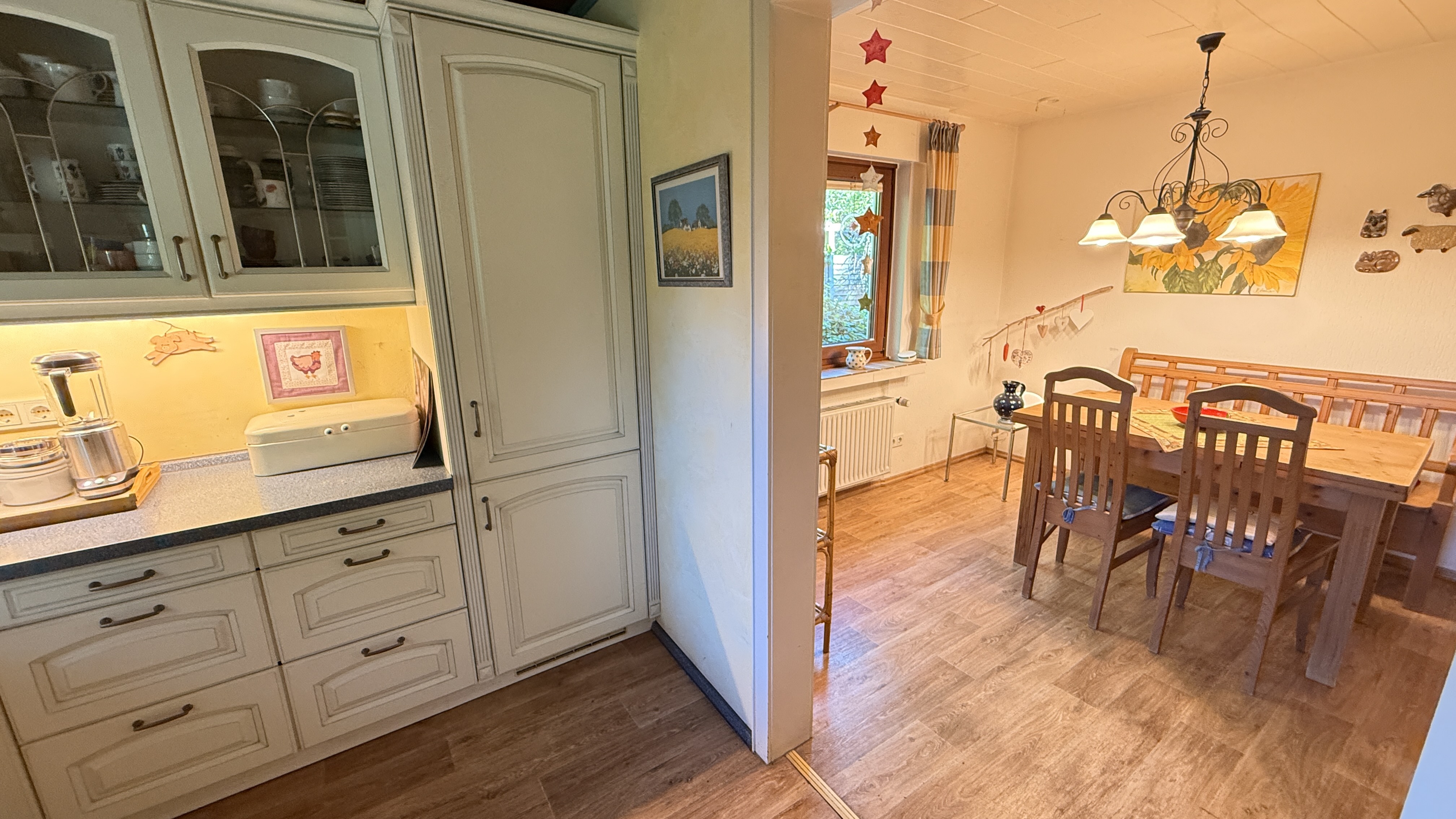 Waldbröl: Perfekt für das Alter - Bungalow nur 100 m vom Zentrum entfernt, ...Esszimmer (12 m²)