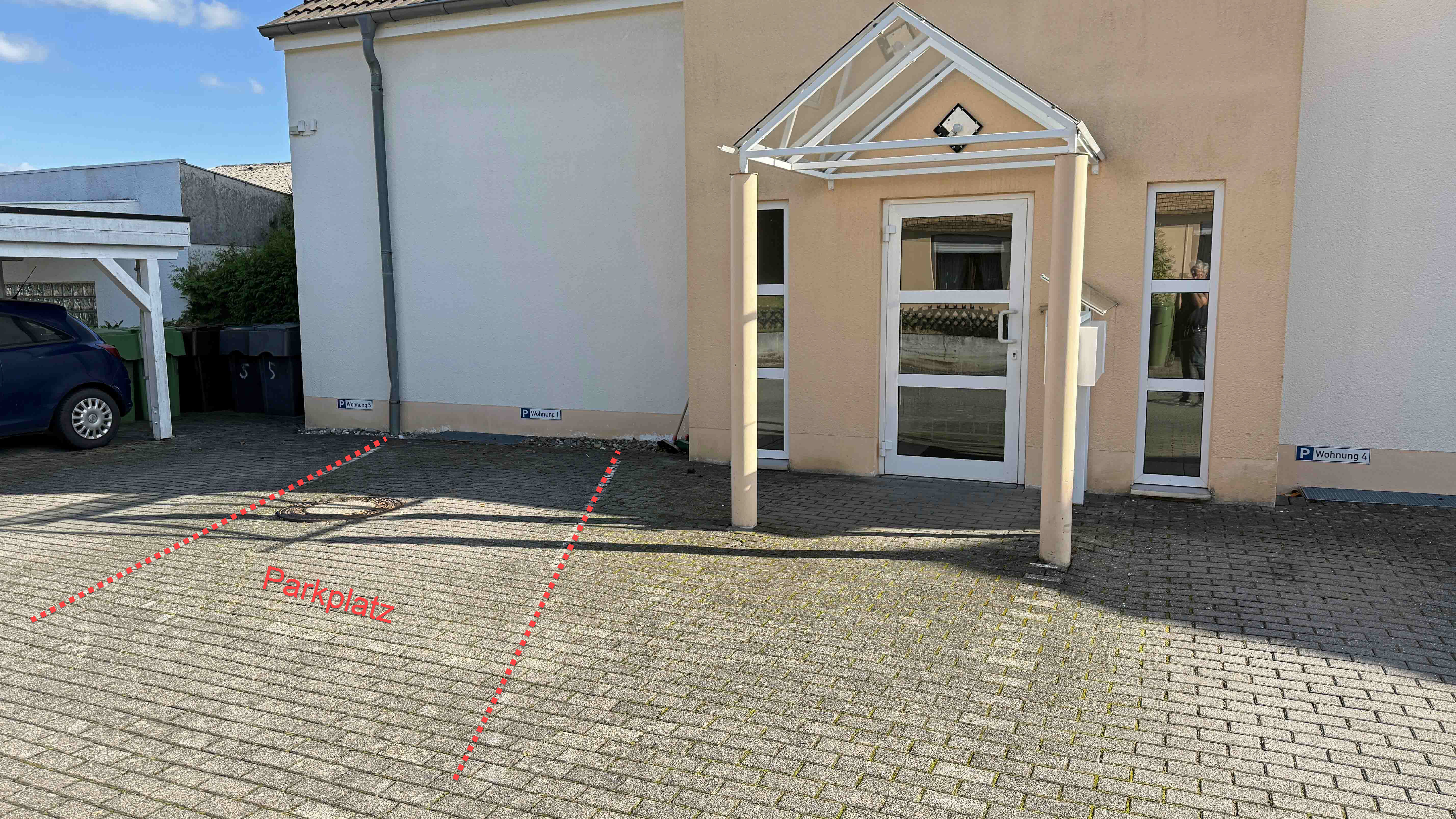 Waldbröl: Apartment mit Terrasse zentral und ruhig gelegen, Pkw-Parkplatz direkt am Eingang (im Kaufpreis enthalten)