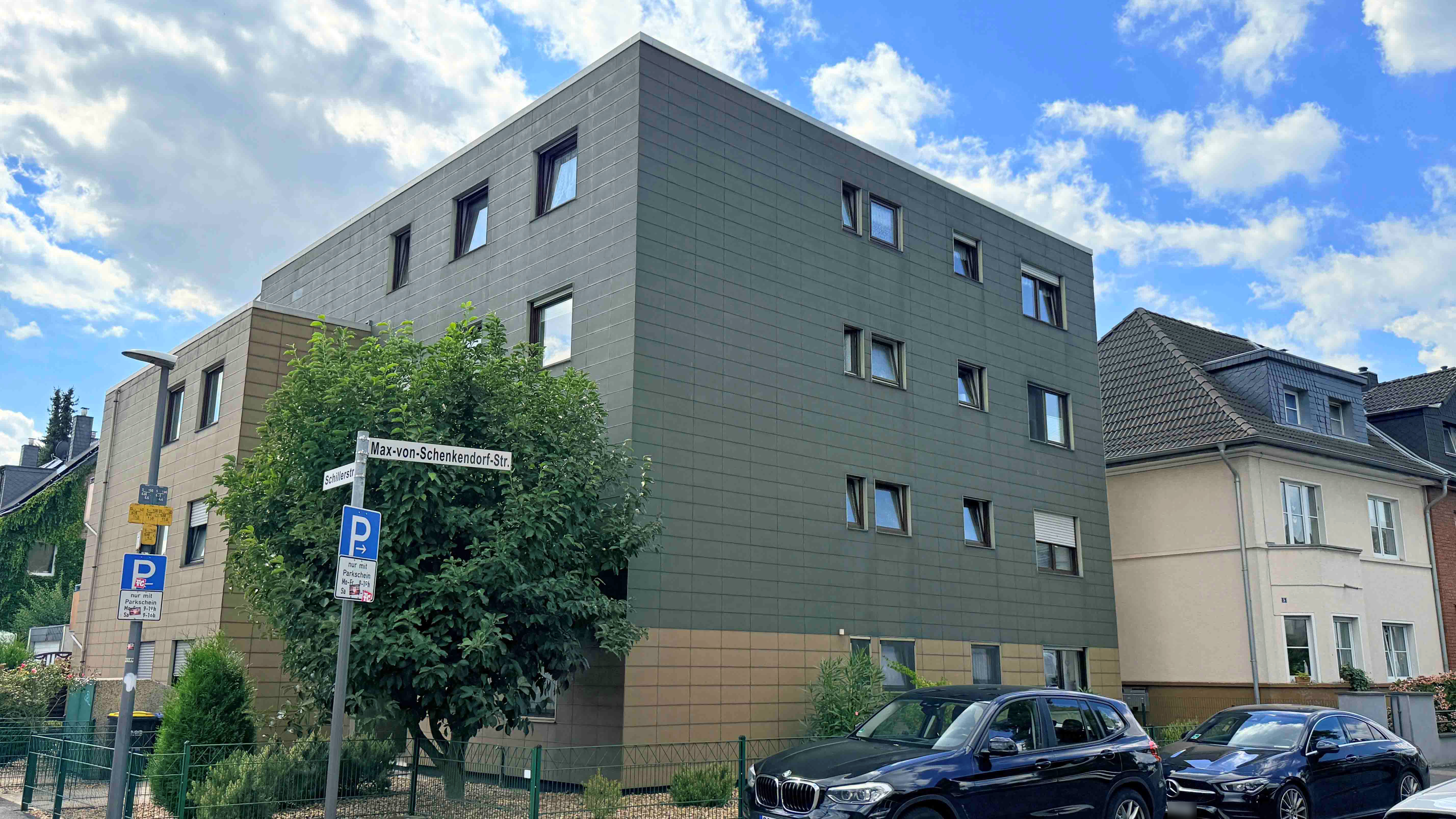 382 2-449 - Köln-Porz: Gepflegte 3-Zimmer-Wohnung mit Balkon, Keller und Tiefgaragenstellplatz 