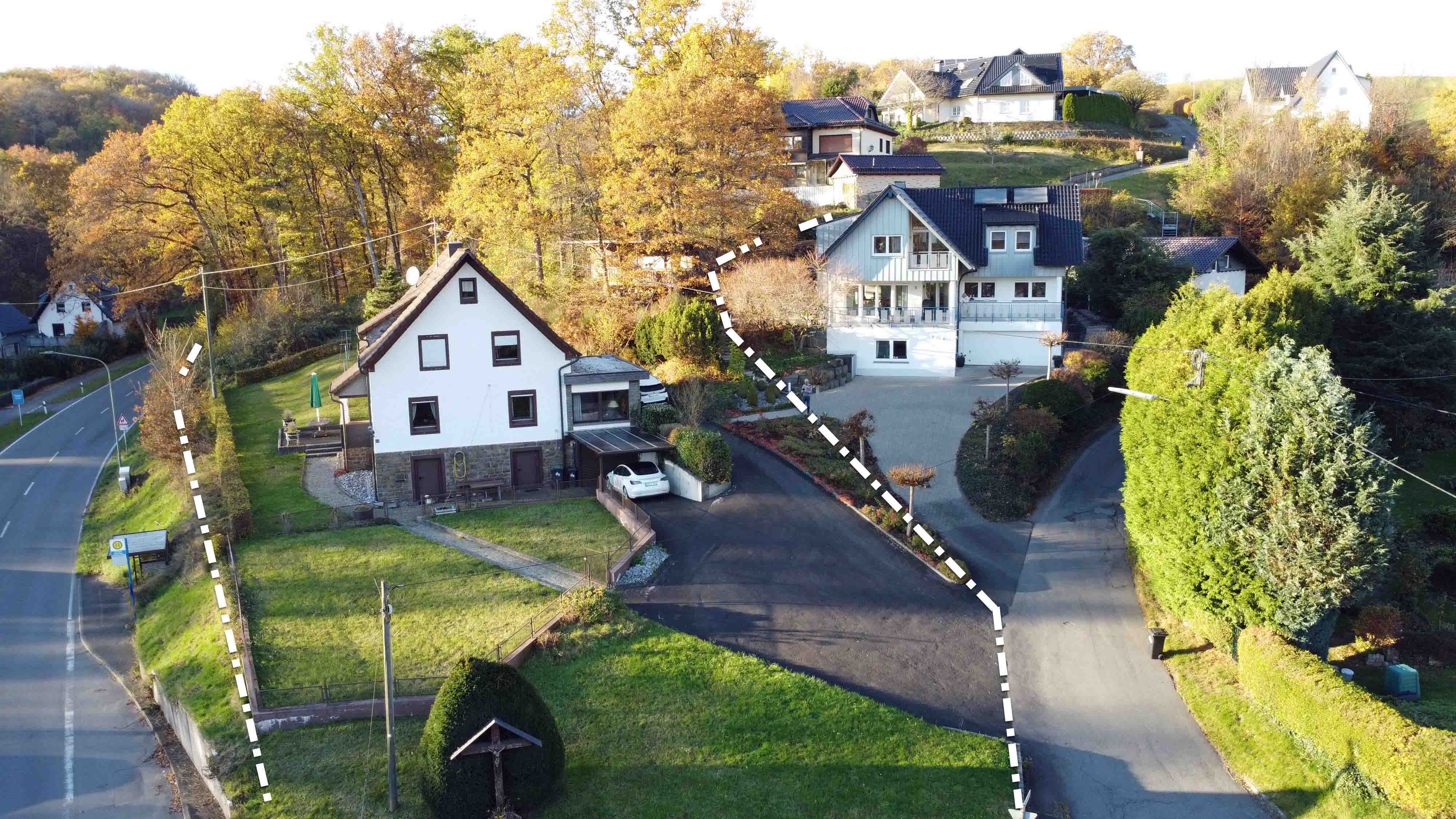 Morsbach: Baujahr 1939, aber modernisiert, barrierefrei, preiswert und gut, ...Luftaufnahme 2025