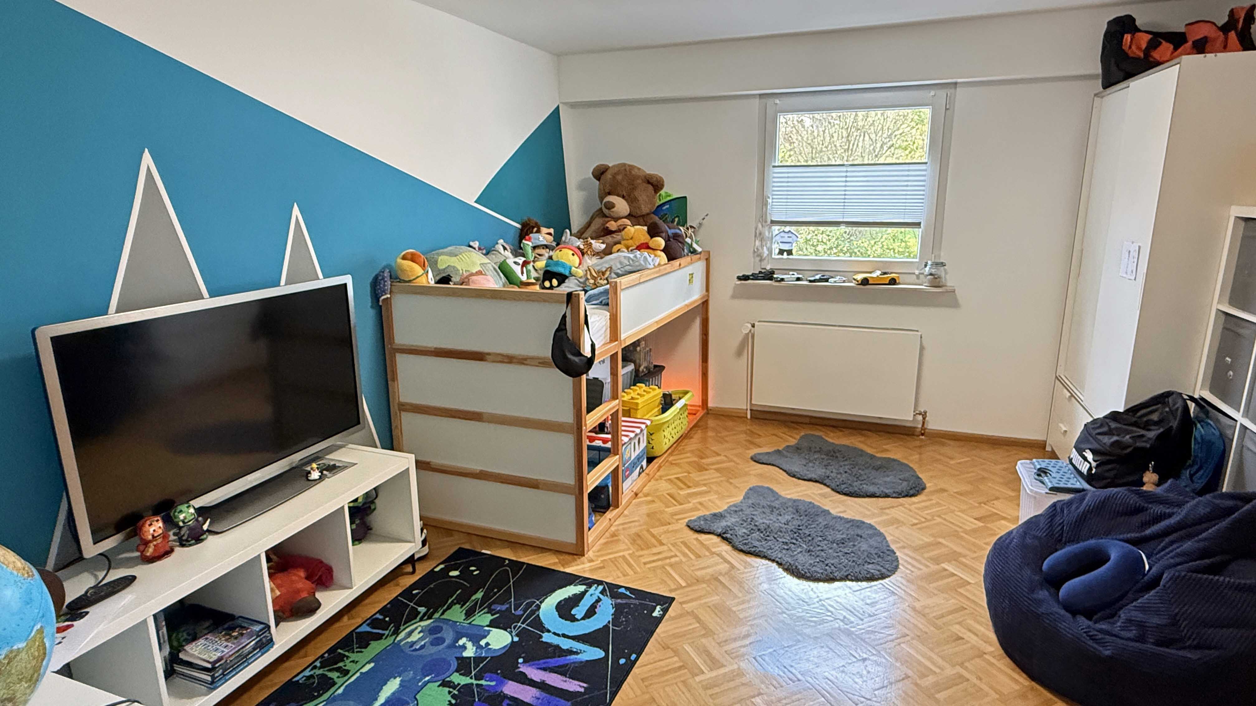Morsbach-Ellingen: Viel Platz und ohne Renovierung beziehbar, 2 Kinderzimmer (je 16,6 m² groß) und ...