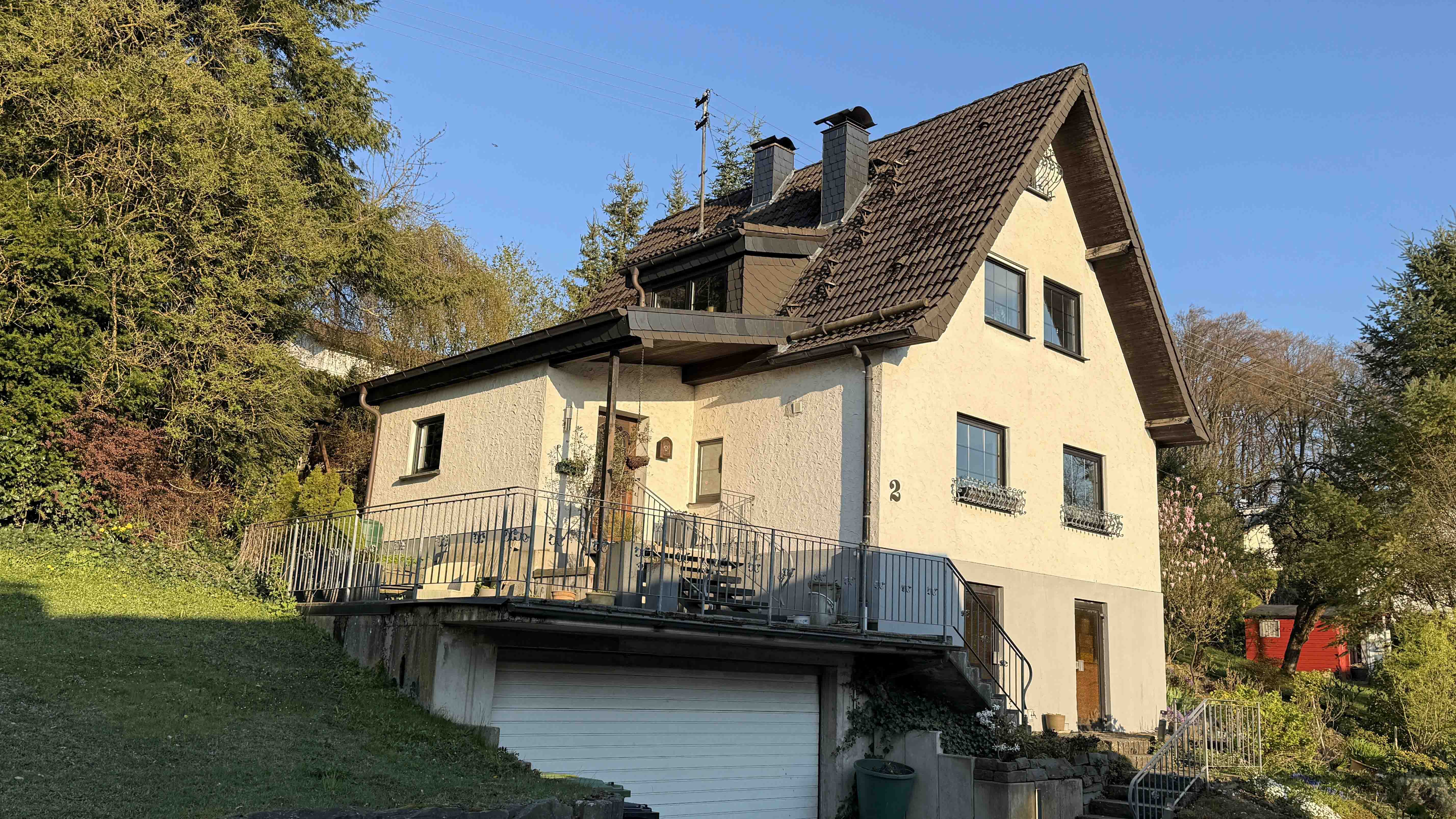 399 2-457 - Reichshof-Nosbach: Wohlfühlhaus mit PV-Anlage, Stromspeicher und Wallbox