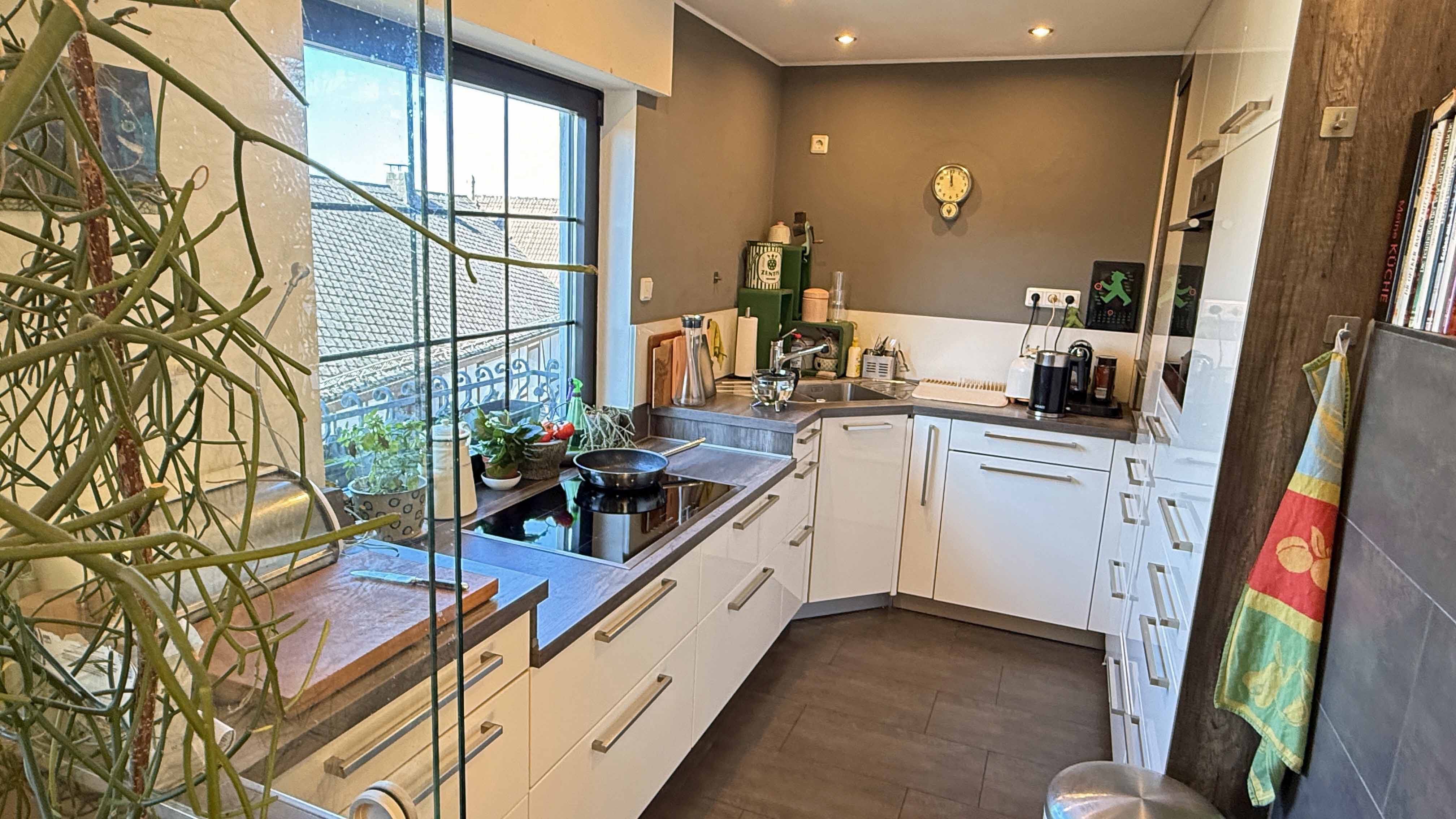 Reichshof-Nosbach: Wohlfühlhaus mit PV-Anlage, Stromspeicher und Wallbox, offener Wohn-/Essbereich mit viel Licht und...