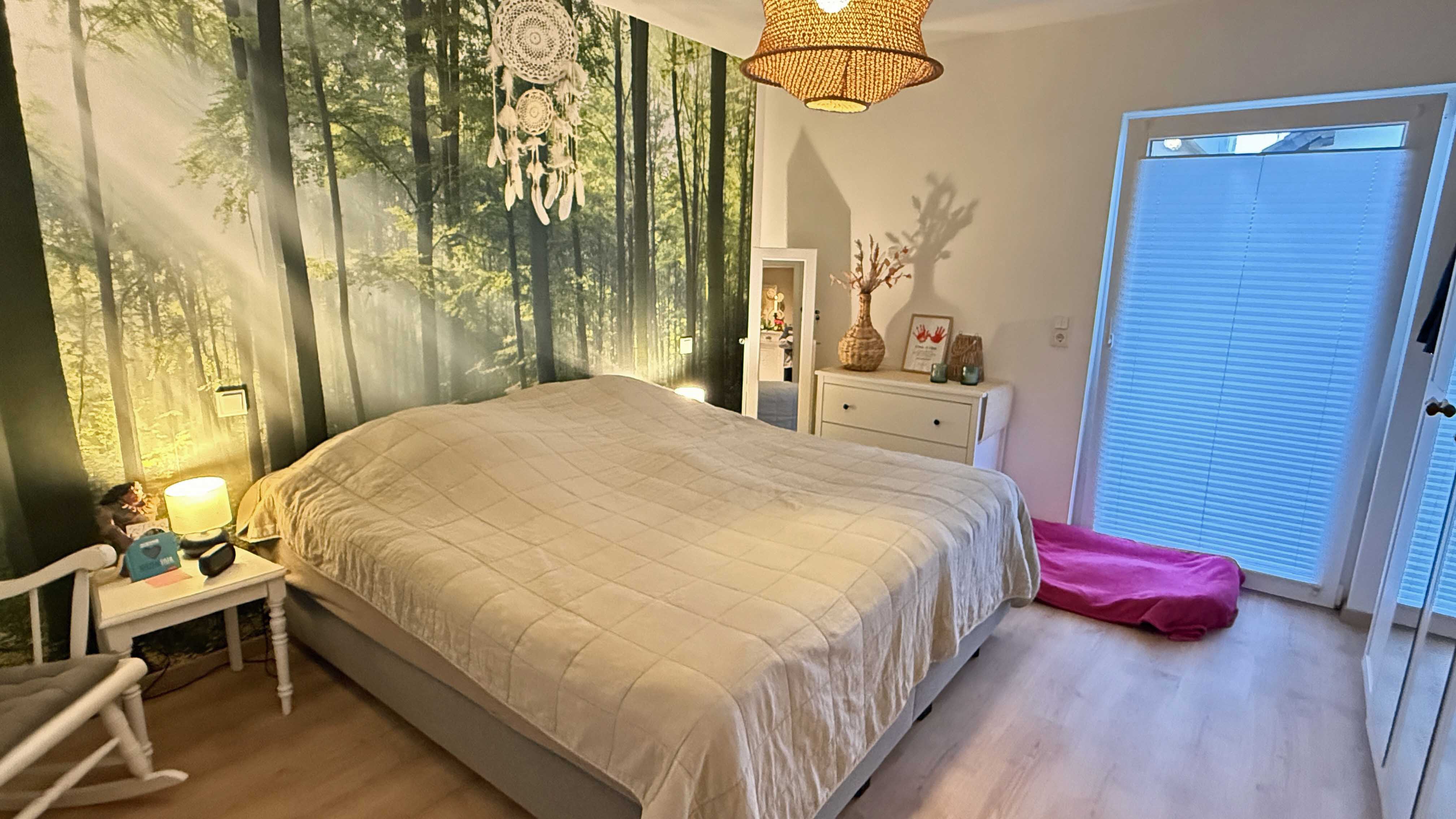 Morsbach-Seifen: Neuwertiger Bungalow mit Fernblick ins Grüne, 3 Schlafzimmer im Haus: 15,7 m², 11,2 m² und 8 m²  