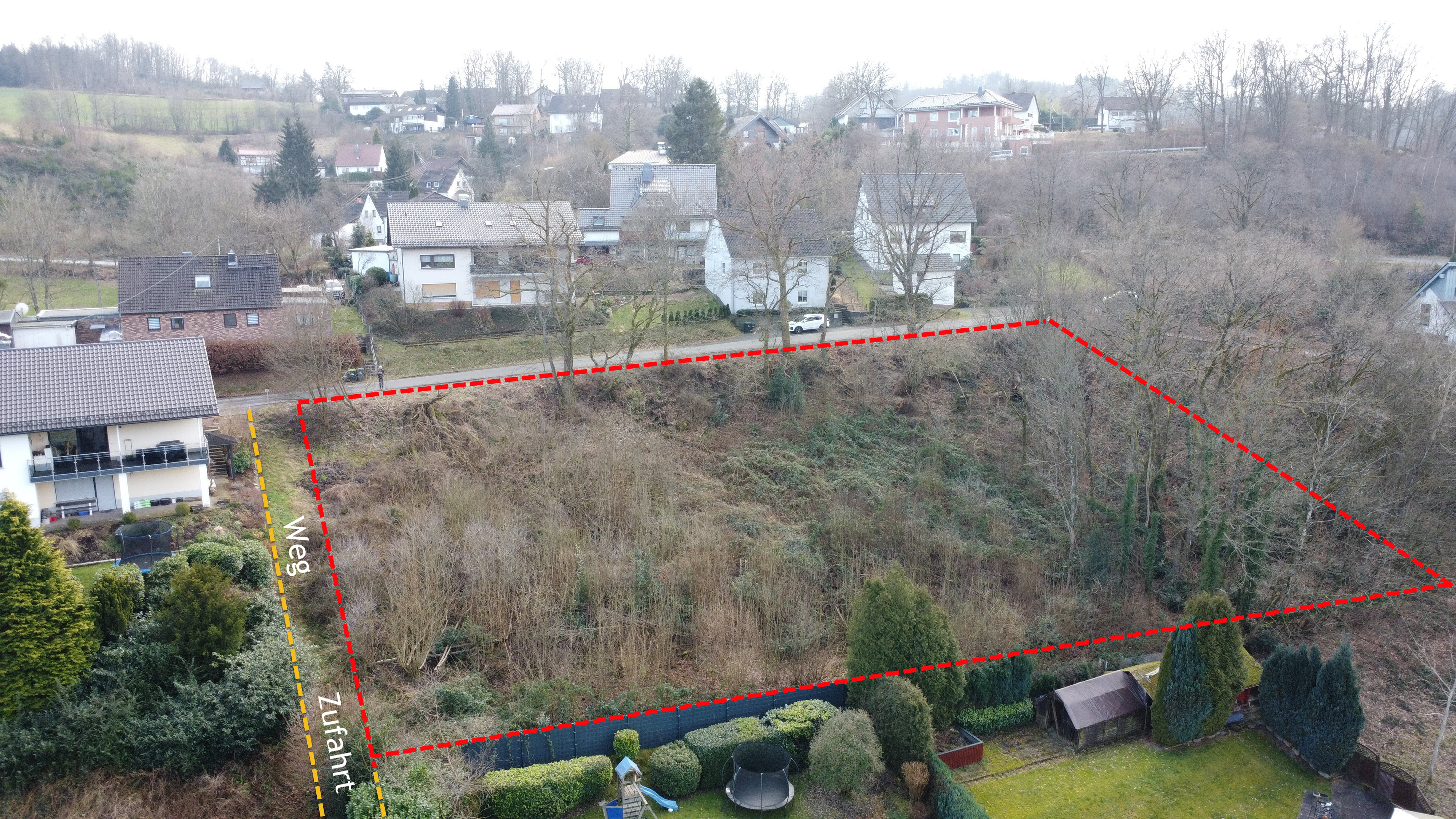 Morsbach: Zum halben Preis - 2.617 m² Baugrundstück, 2.617 m² großes Baugrundstück, zentral in Morsbach