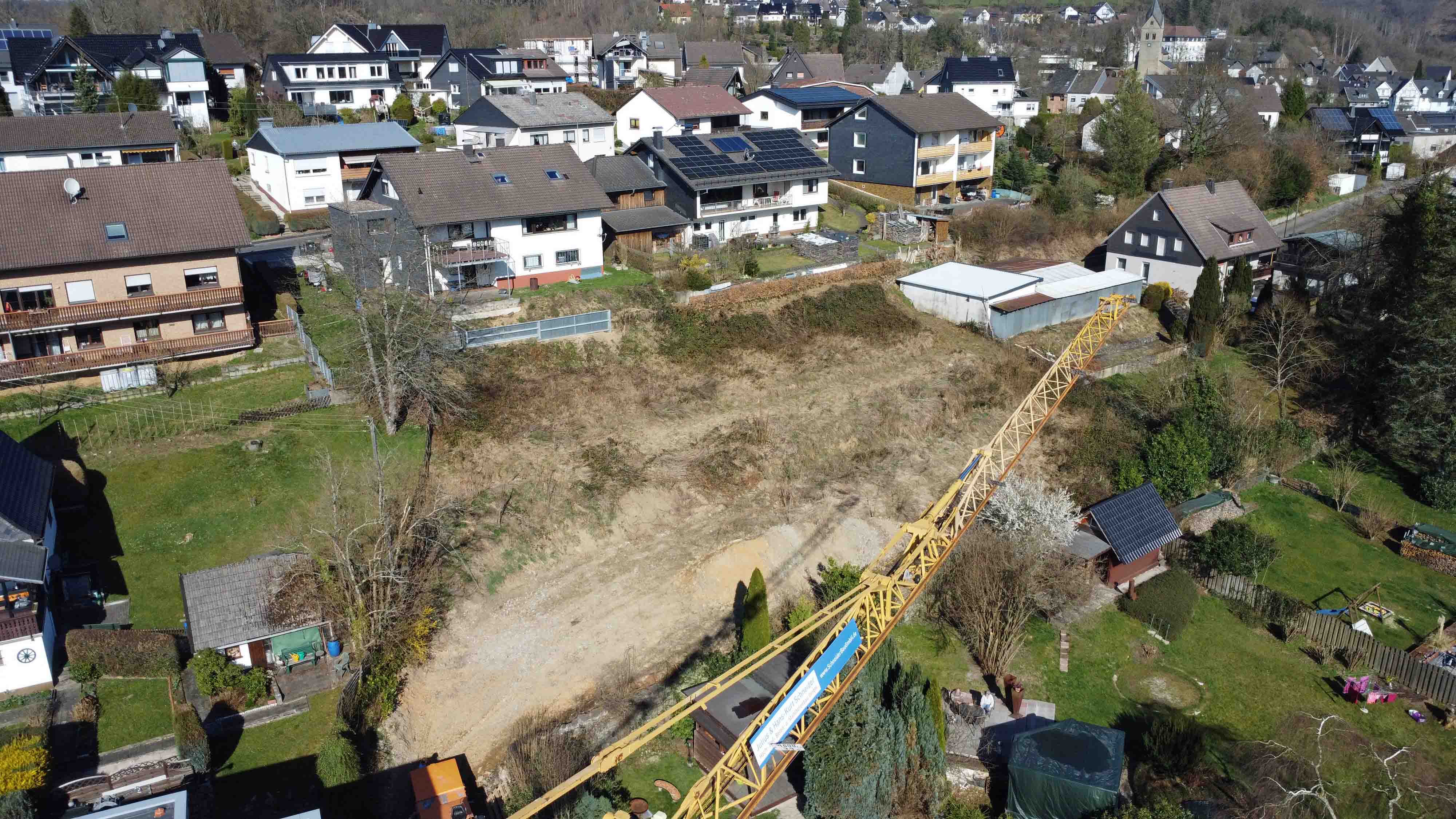 Morsbach: 1.553 m² großes Baugrundstück in bester Wohnlage, von Nachbargärten umgeben