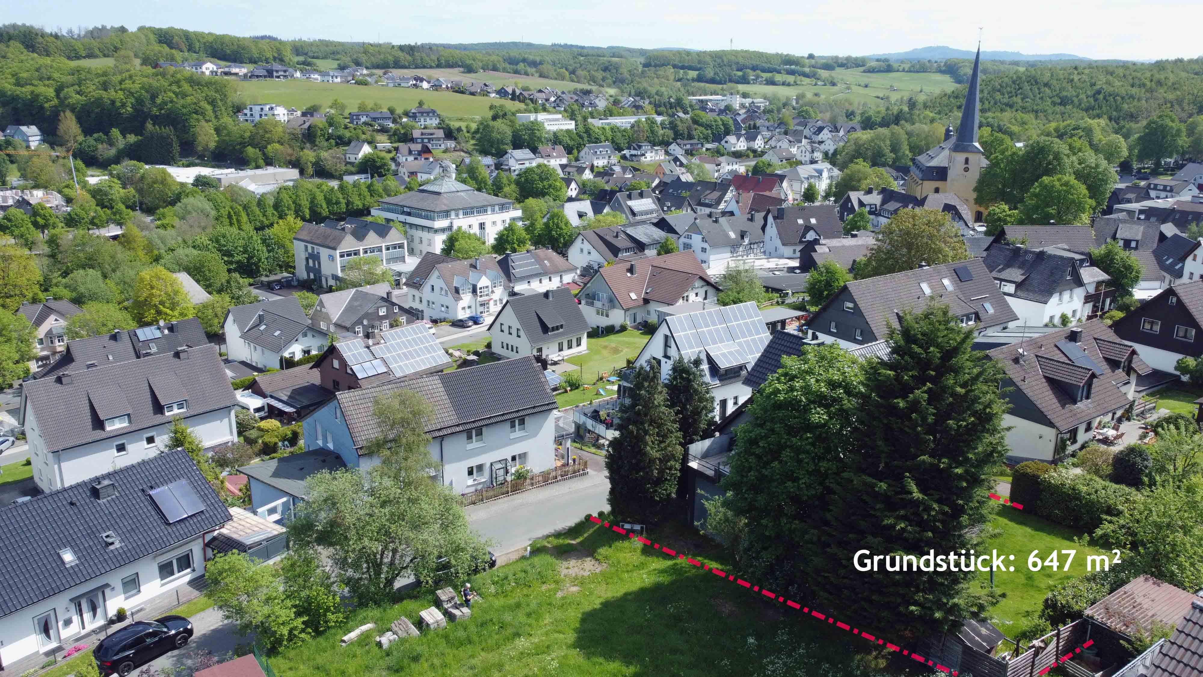 Wenden: 1-2 Familienhaus in schöner, zentraler, ruhiger Wohnlage, zentral, aber ganz ruhig und grün in Wenden