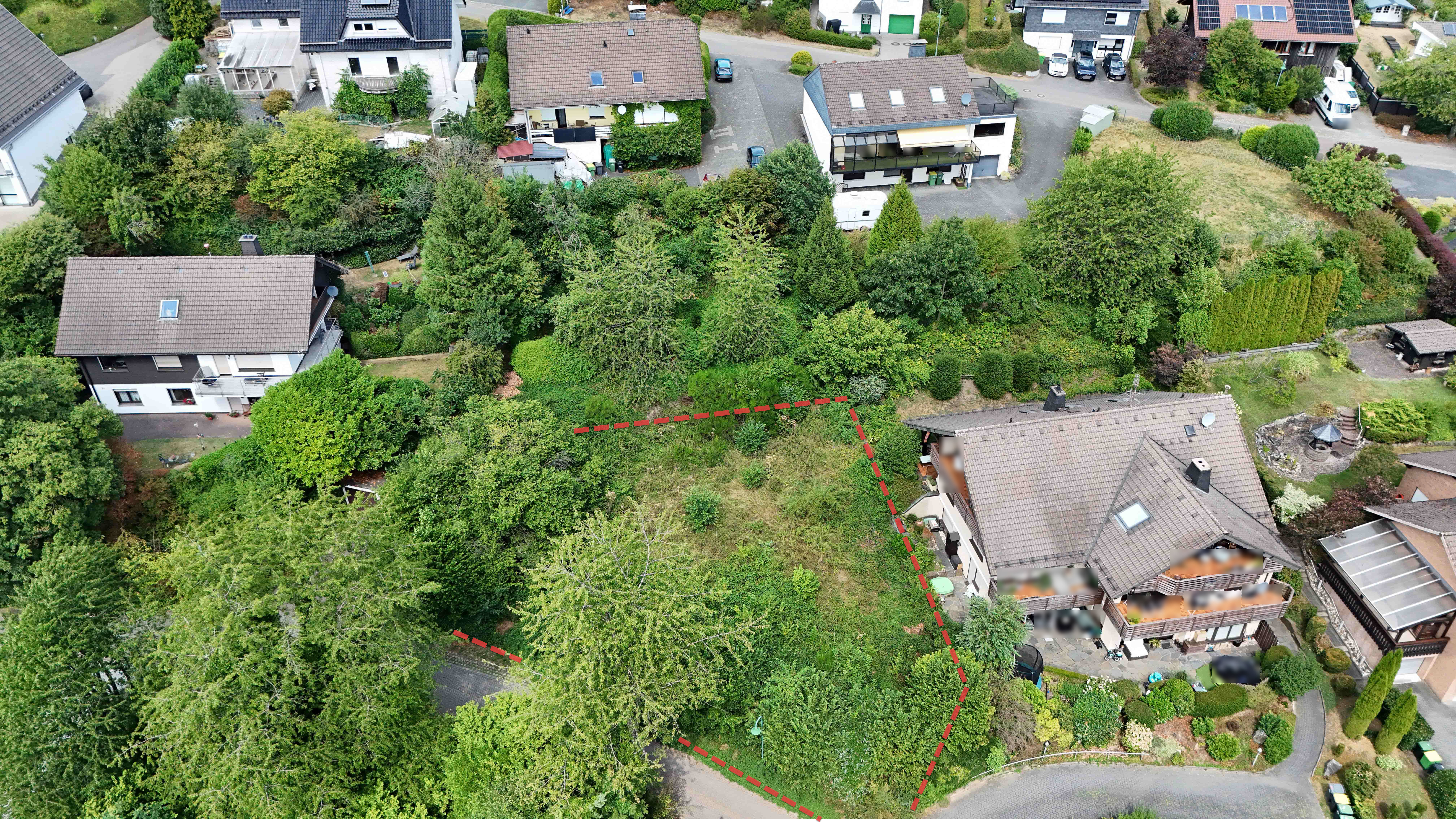 Reichshof-Eckenhagen: Baugrundstück im schönen Zöper Weg, Ansicht vom Zöper Weg